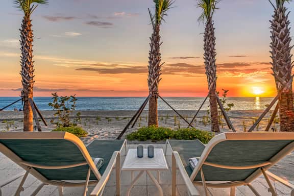Ibis Cottage - 7700B